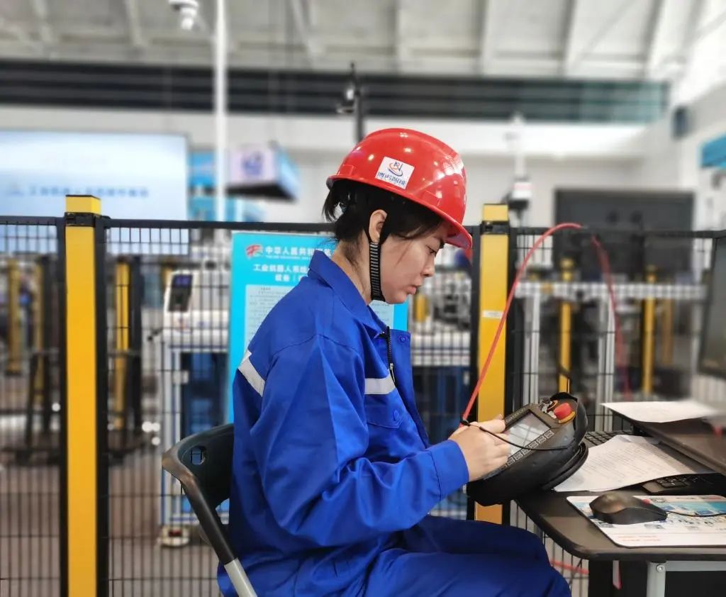 【“津”門(mén)競(jìng)技】新技術(shù)、新潮流、新職業(yè)！技能人才大有可為！