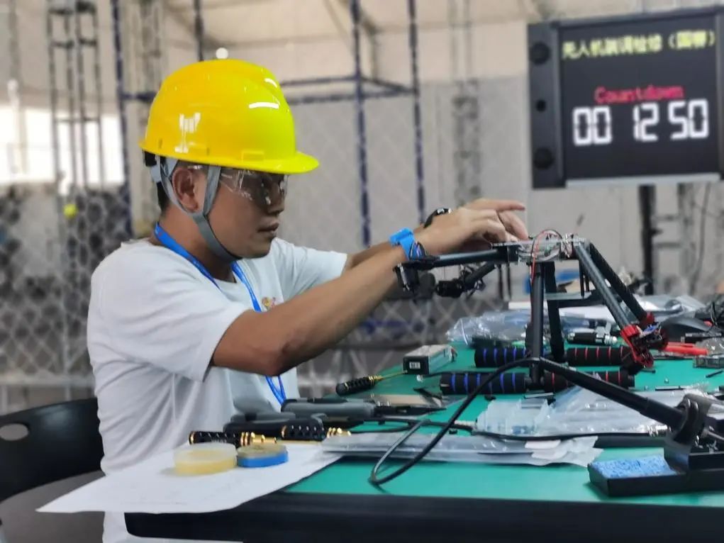 【“津”門(mén)競(jìng)技】新技術(shù)、新潮流、新職業(yè)！技能人才大有可為！