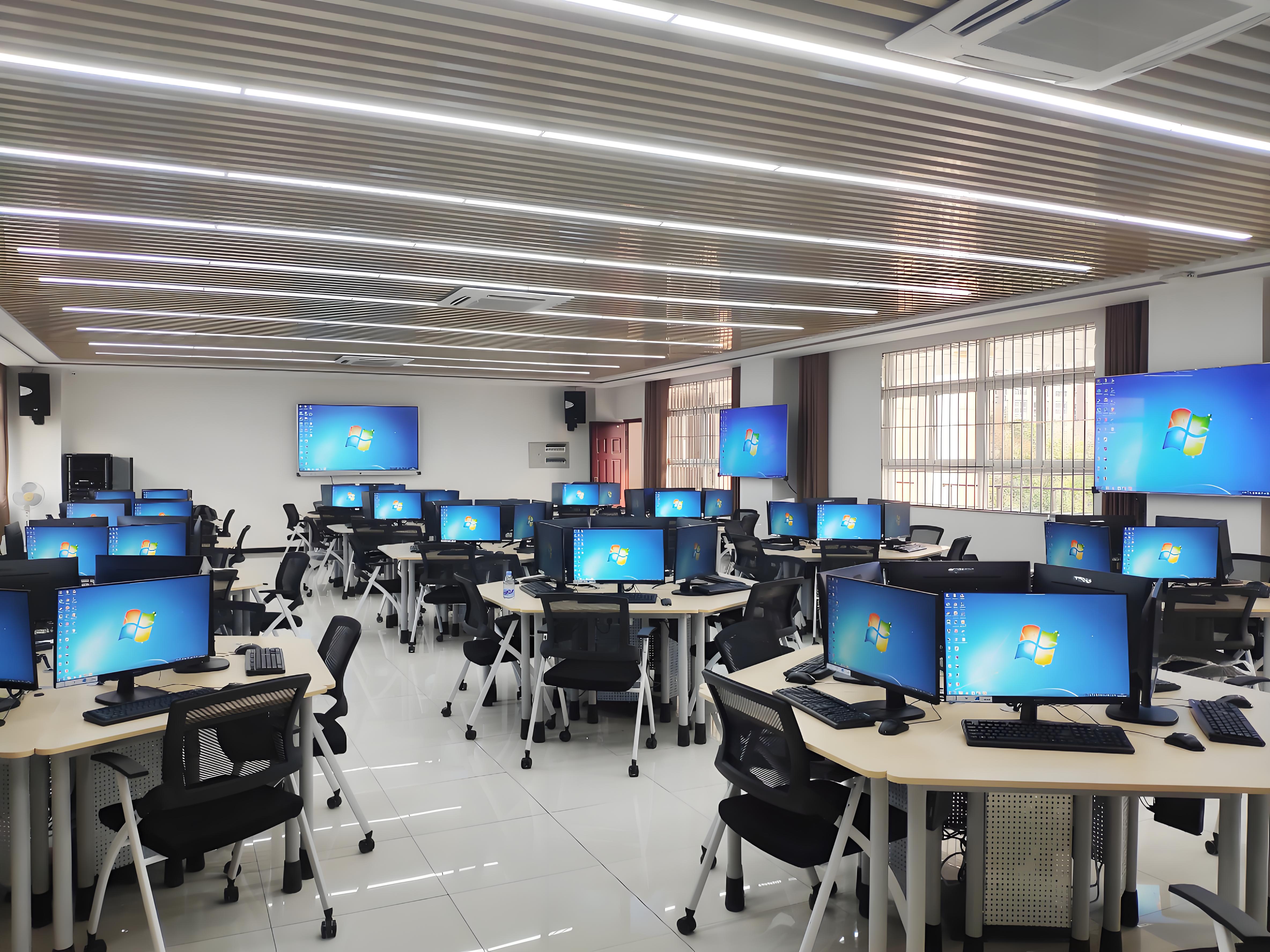 網(wǎng)絡(luò)系統(tǒng)管理與運(yùn)維實(shí)訓(xùn)室建設(shè)的必要性